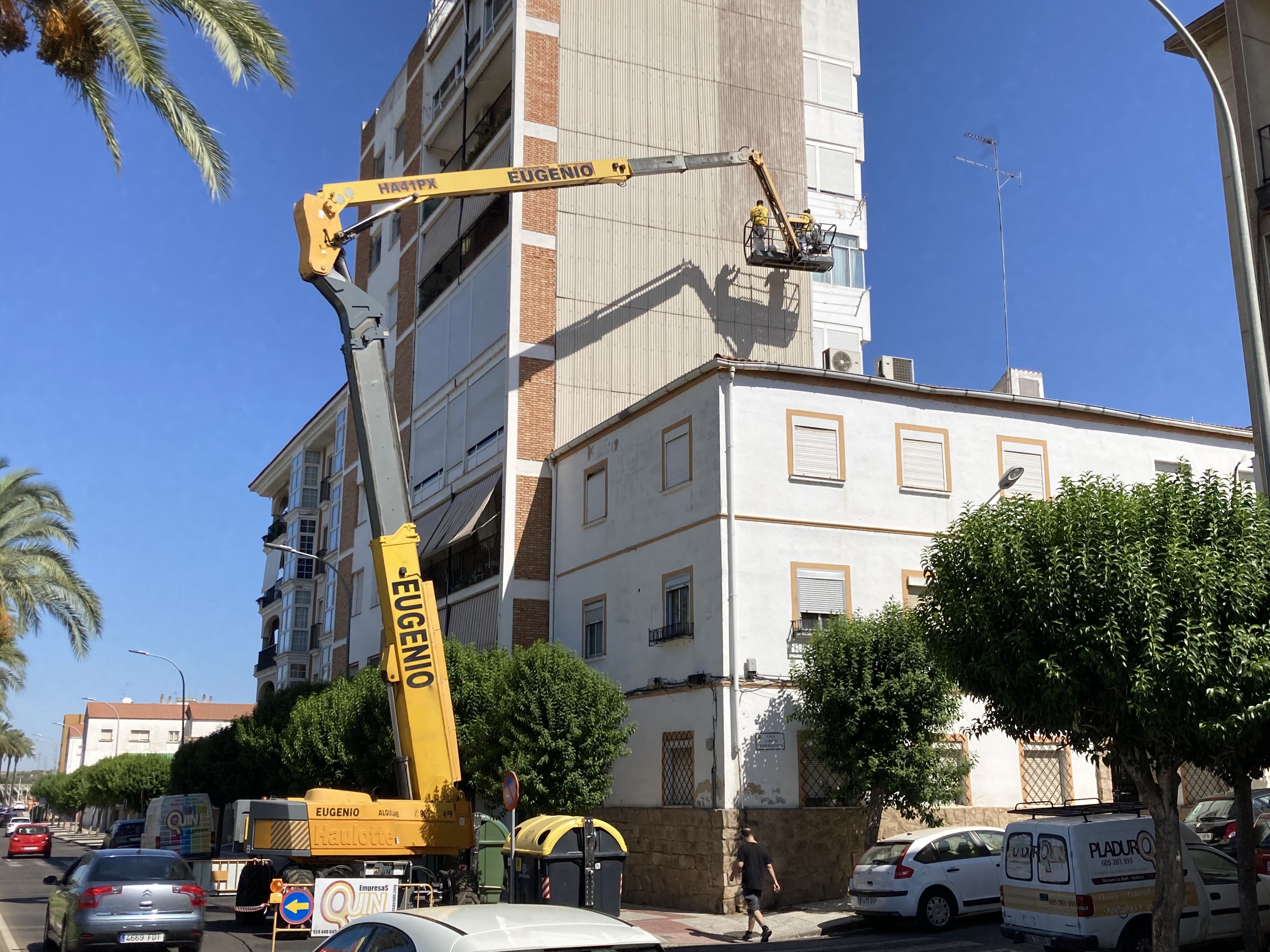 Aplicacion de corcho sobre parametro de amianto